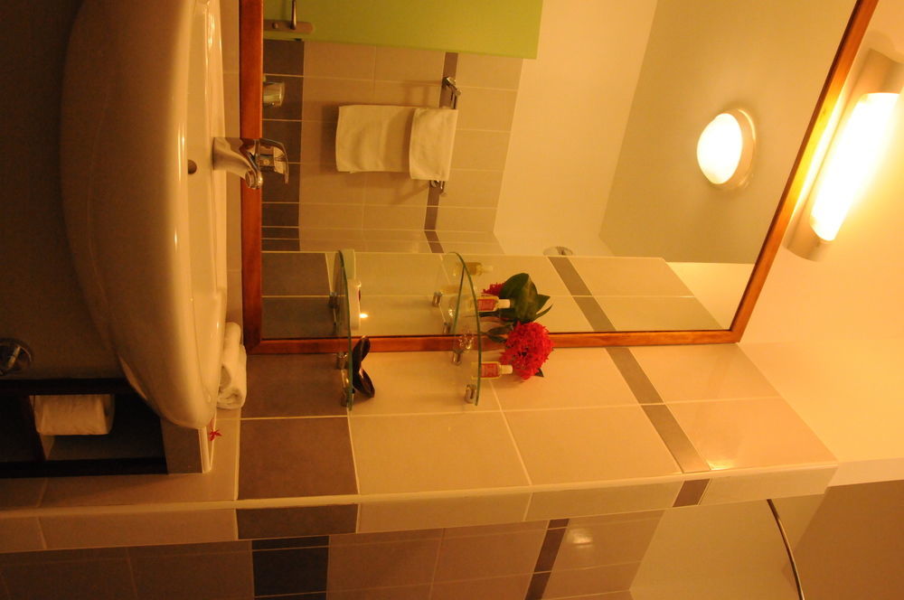 Mamoudzou Hotel Maharajah מראה חיצוני תמונה